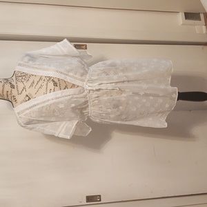 Beautiful NWT White Star Oasis Swimsuit Cover Up